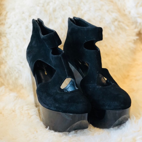 Robert Clergerie Suede Platform Wedges - Picture 3 of 5